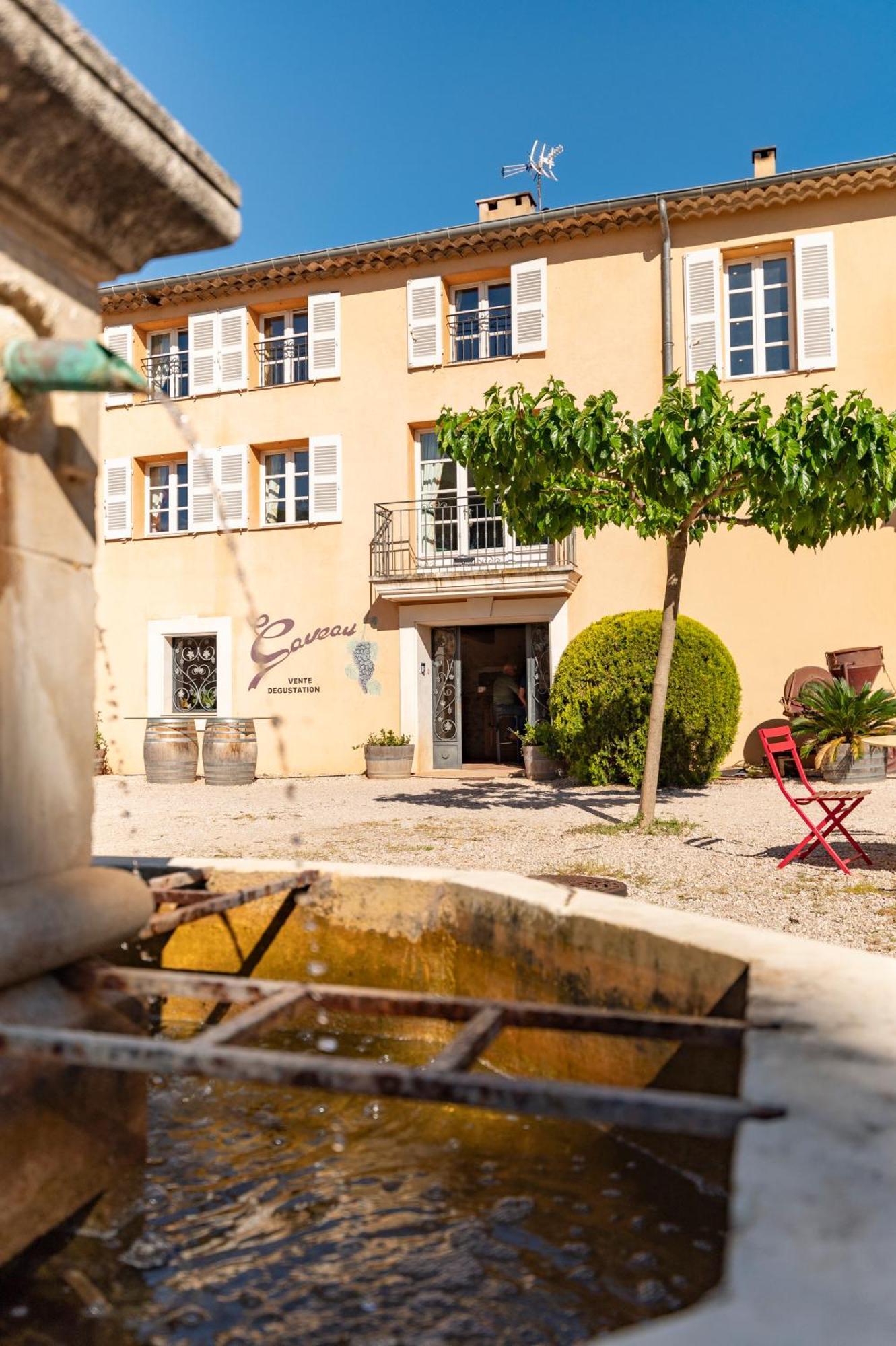 Gite Vert D'Olive Au Milieu Des Vignes - Chateau Les Apies Les Arcs-sur-Argens Exterior foto